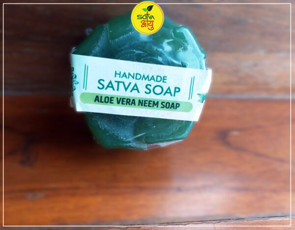 Aloevera-neem soap